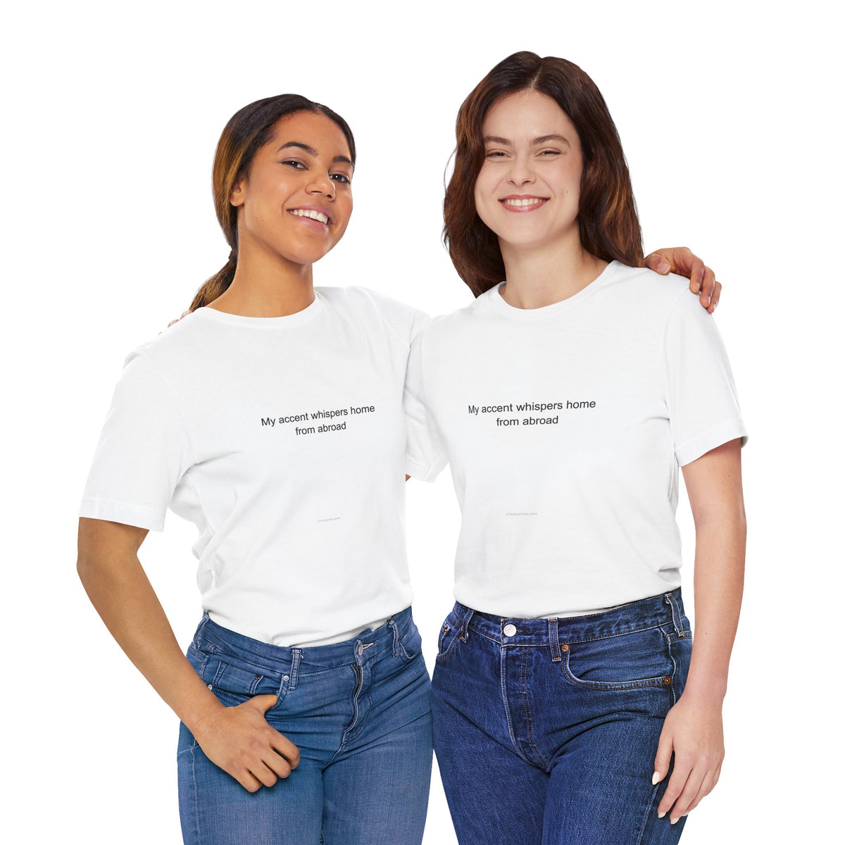 My accent whispers home from abroad - British Expat T-Shirt